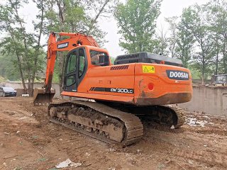 Doosan DX260挖机