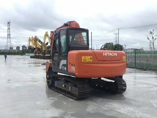 Hitachi ZX70-3G excavadora