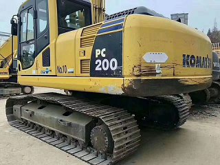 Komatsu PC200-8 excavadora