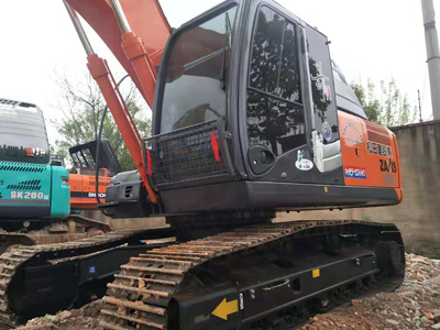 Hitachi ZX200