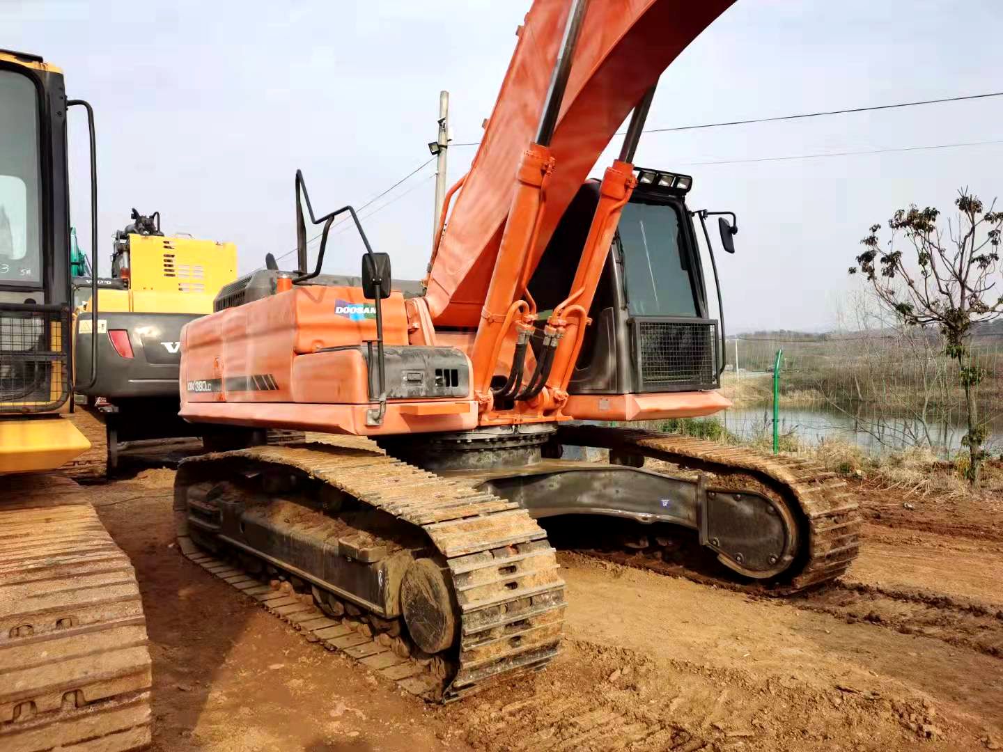 Doosan dx380 excavadora