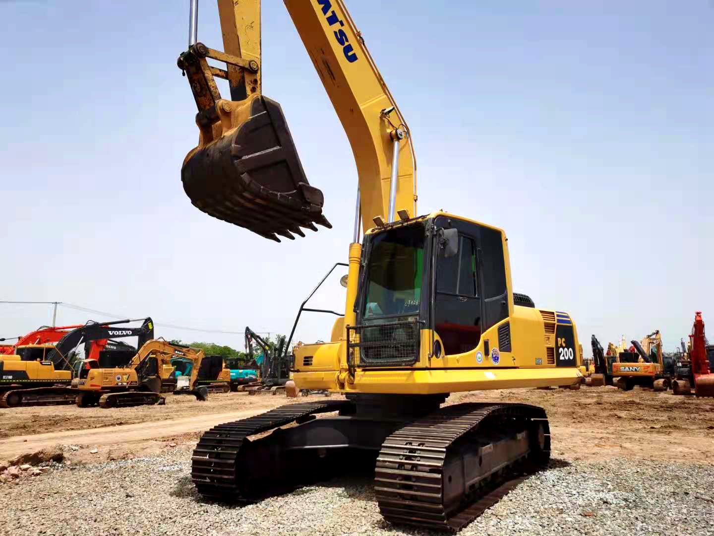 Komatsu PC200-8 excavadora