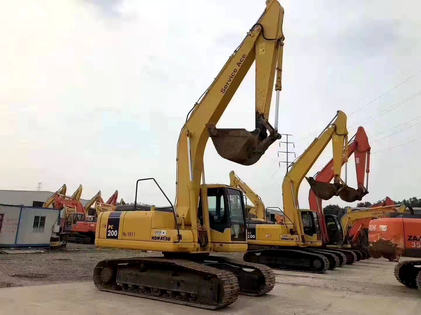 Komatsu PC200-7 excavadora