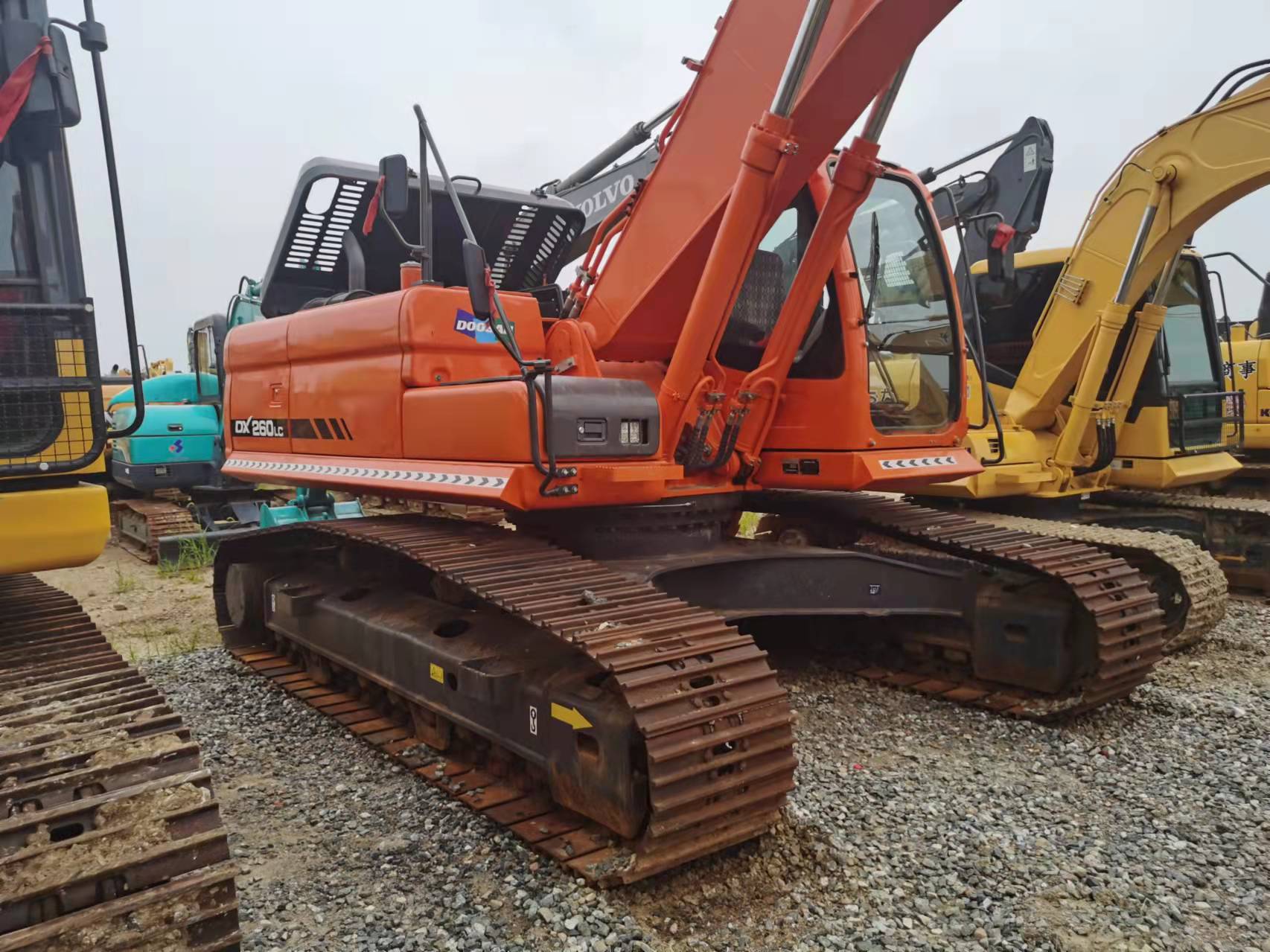 doosan dx260 excavadora