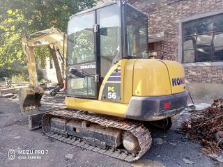 Komatsu PC56-7 excavadora