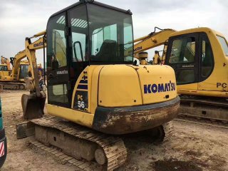 Komatsu PC56-8 excavadora