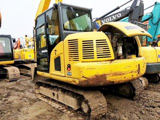 Komatsu PC70-8 excavadora