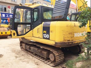 Komatsu PC130-7 excavadora