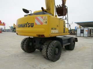 Komatsu PW130-6A