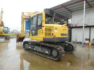 Komatsu PC138US-8 excavadora