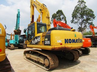 Komatsu HB205 excavadora