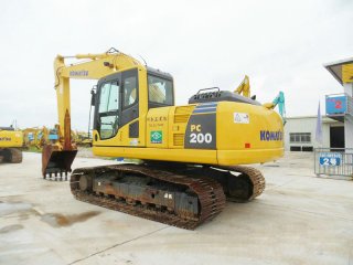 Komatsu PC200-8N1 excavadora