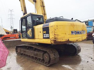 Komatsu PC220-7 excavadora