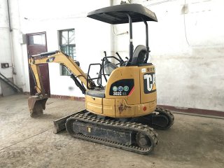 CAT 302CCR excavadora