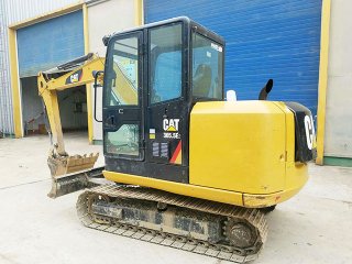 CAT 305.5E2 excavadora