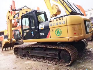 CAT 325D excavadora