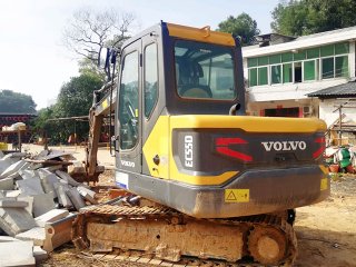 Volvo 55D excavadora