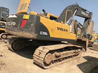 Volvo 290B excavadora