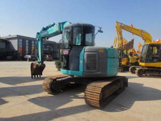 Kobelco SK75UR excavadora