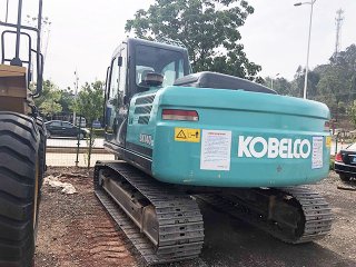 Kobelco SK140-8 excavadora