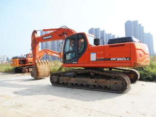 Doosan DX260 excavadora