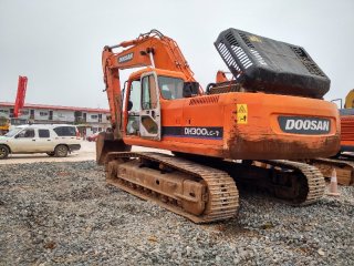 Doosan DH300LC-7 excavadora