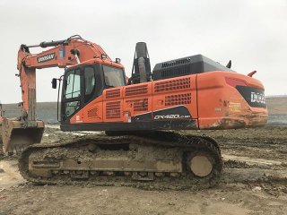 Doosan DX420-9C excavadora