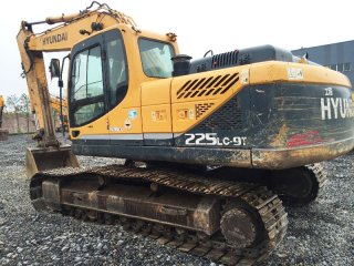 Hyundai R225-9T excavadora