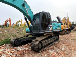 Kobelco SK260 Excavadora