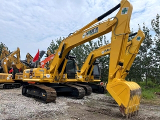 Komatsu PC220-8 Excavadora