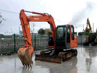 Hitachi ZX70 Excavadora