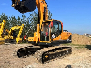 Hyundai R225-9S Excavadora