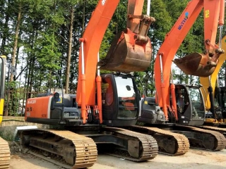 Hitachi ZX200-3 Excavadora