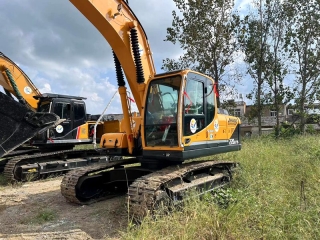 Hyundai R220-9S Excavadora