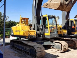 Volvo EC210BLC Excavadora