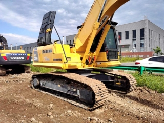 Komatsu PC200-8 Excavadora