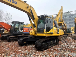 Komatsu PC220-8 Excavadora