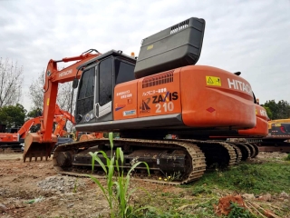 Hitachi ZX210-3 excavadora