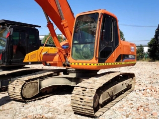 DOOSAN DH220LC-7 excavadora