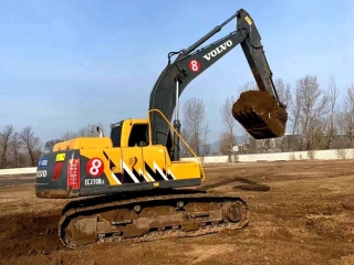 Volvo EC210BLC Excavadora