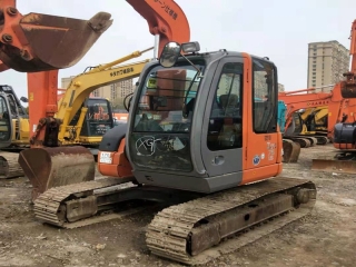 Hitachi ZX75 Excavadora