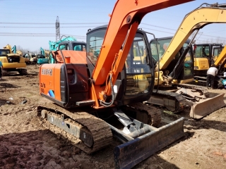 Hitachi ZX60 excavadora