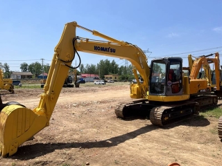 Komatsu 128 excavator